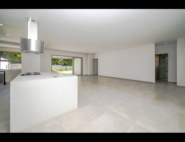 3 BEDROOM HOUSE FOR SALE IN PORT ZIMBALI